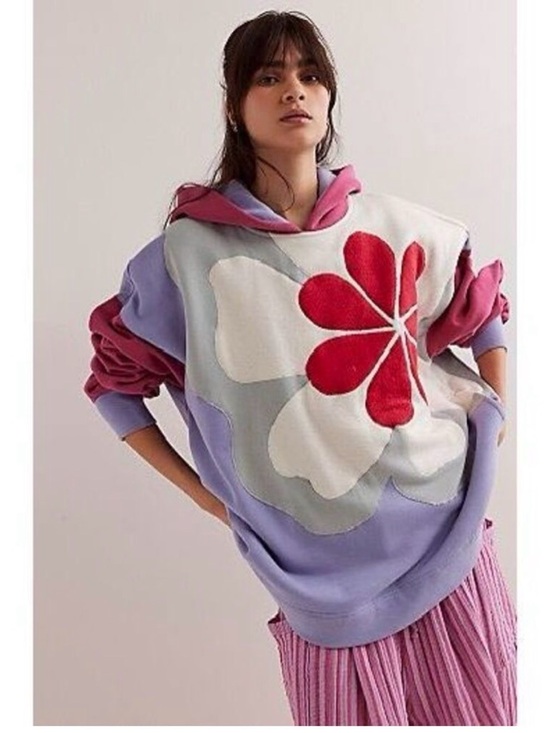 Free People Tops - Free people clover sweatshirt size xs oversized nwot